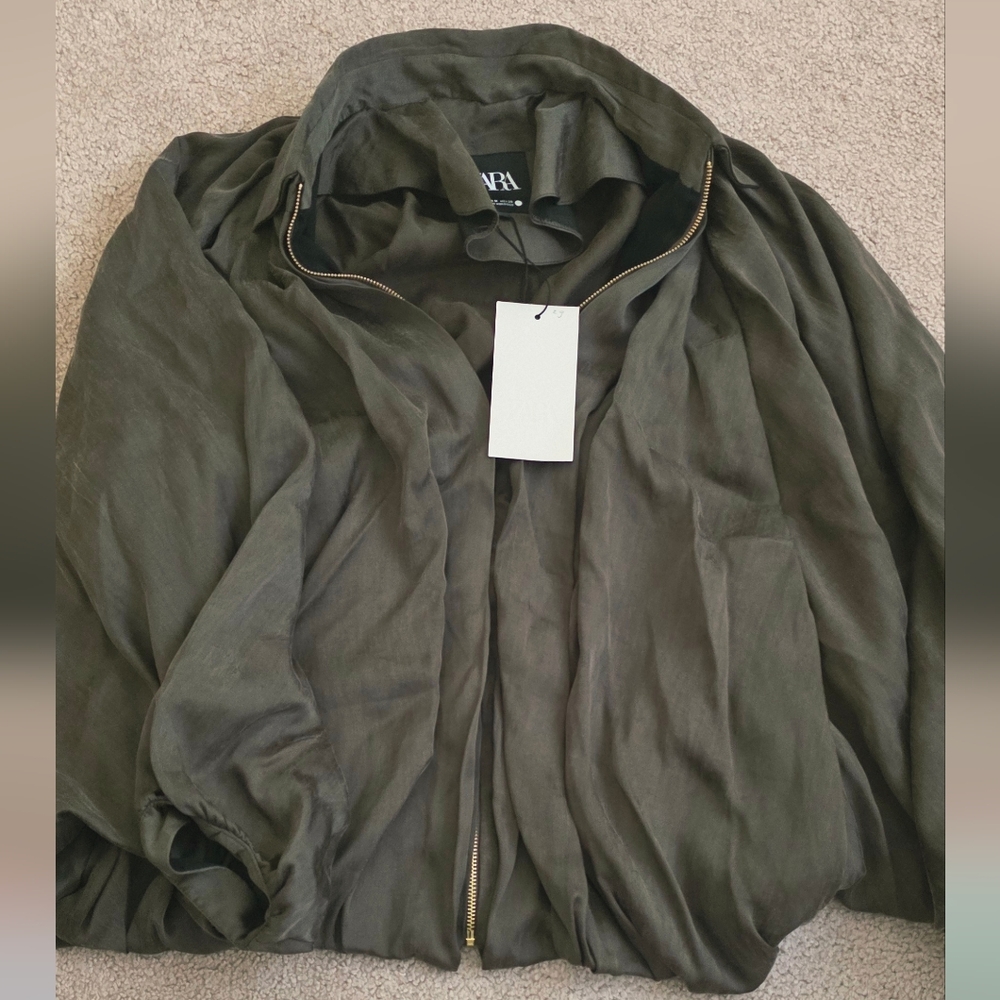 Zara PUFFED BOMBER SATIN KHAKI Size M - Picture 11 of 12